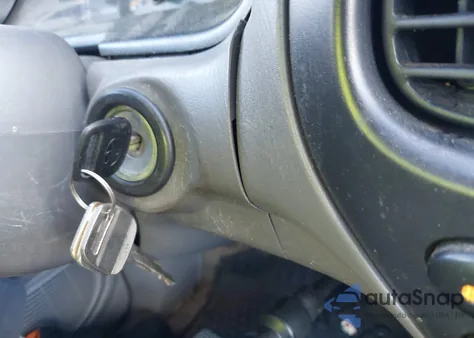 2003 Toyota Tundra Sr5 from USA, damaged, VIN 5TBBN44113S386040